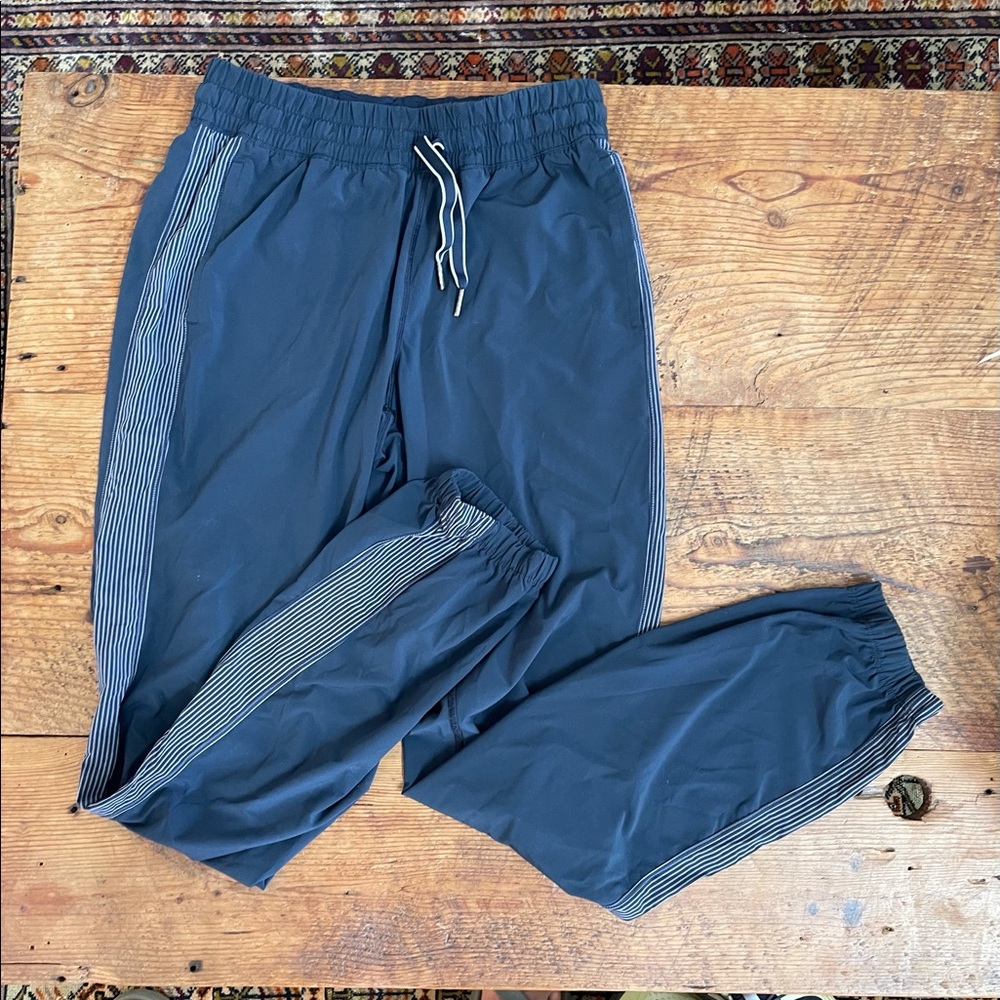 Lululemon joggers